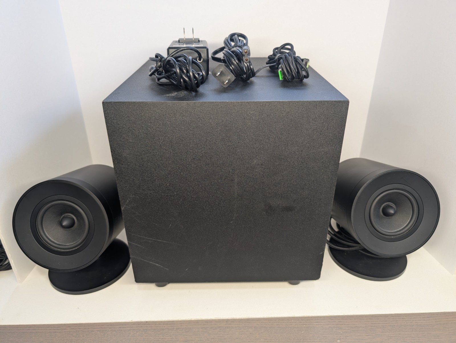 Razer Nommo V2 Pro 2.1 PC Gaming Speakers with Wireless Subwoofer RGB