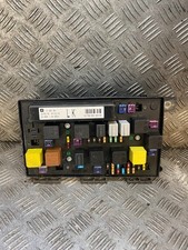 2009 VAUXHALL ZAFIRA EXCLUSIV MK2 5DR PETROL 1.6 FUSE BOX 13268301