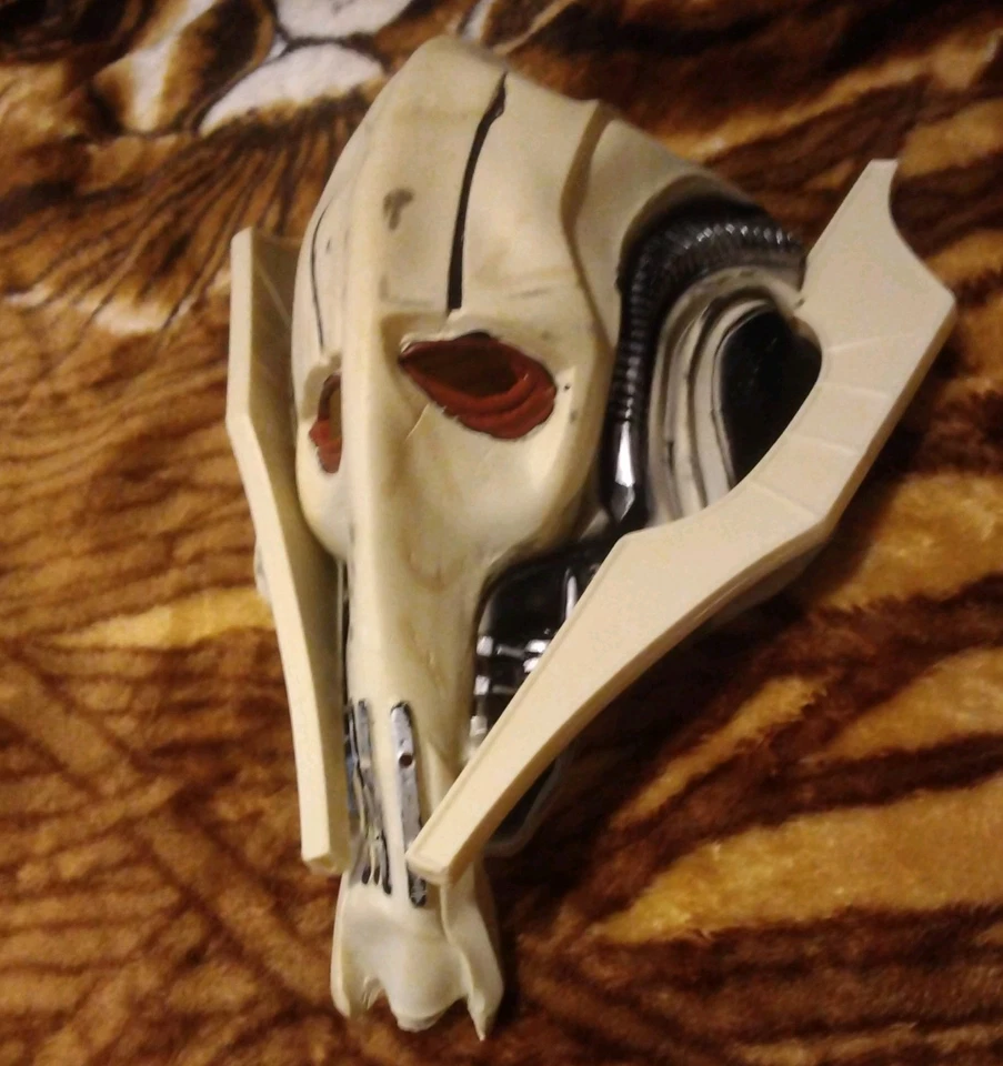 Star Wars Rubies Costume Company General Grievous Mask Revenge Of The Sith 2010 - Image 2 of 4