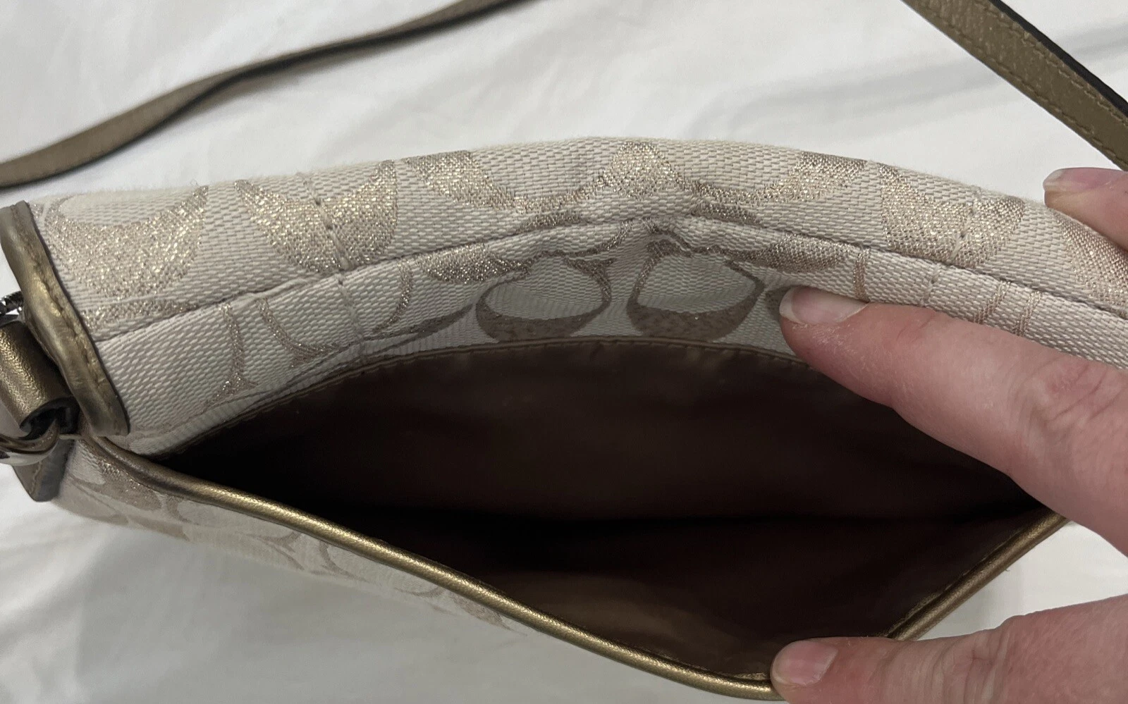 Borsa a tracolla Coach marrone e oro firmata jacquard fibbia patta