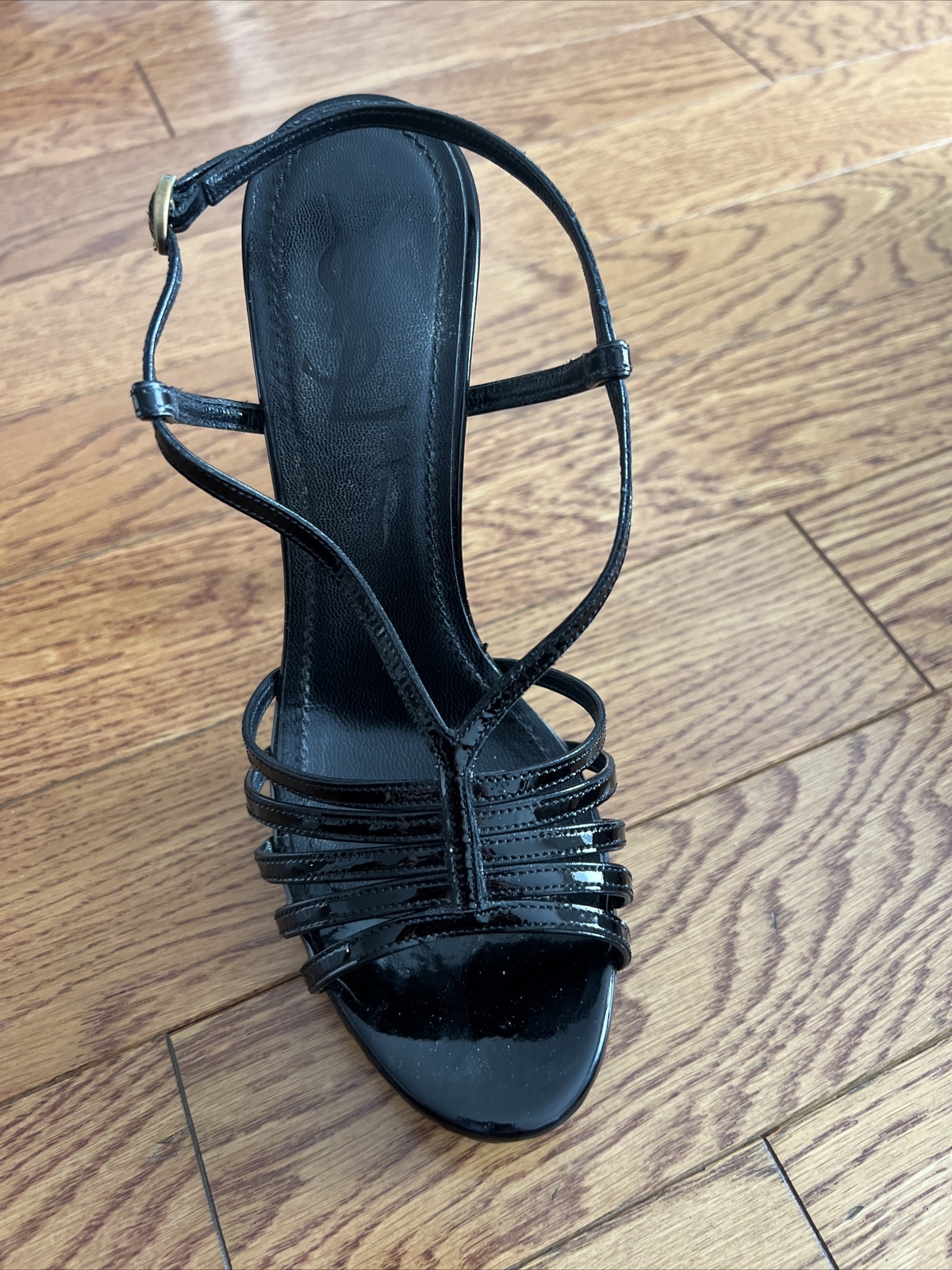 SAINT LAURENT YSL Tribute 105 Plslingba Vitello Vernice Sandalo nero morbido: taglia 7 5 (37 5)