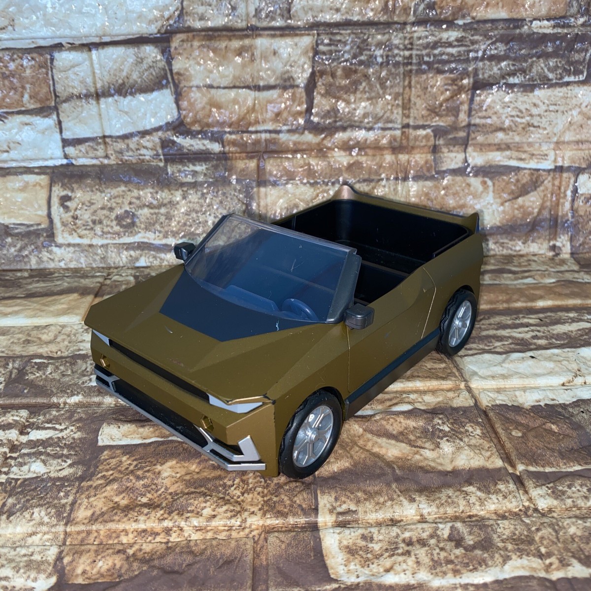 Roblox Toy Car Brown Copper color Convertible Vehicle 21001-060721