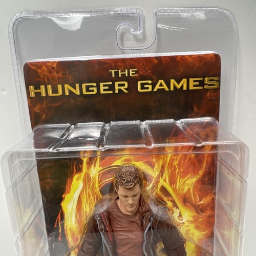 NECA The Hunger Games CATO Action Figure (Toys R Us Exclusive) 2012 BRAND NEW - Picture 3 of 11