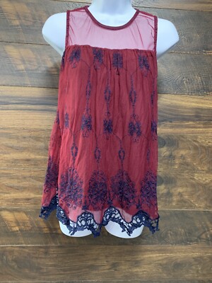Lavish Top Women Size Small Deep Red  Sleeveless Overlay Dark Blue Trim Lace