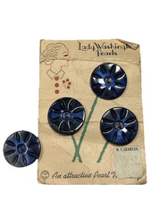 Lady Washington Pearls 4 Buttons Dk Blue 2 hole round flower flat 7/8 in VTG
