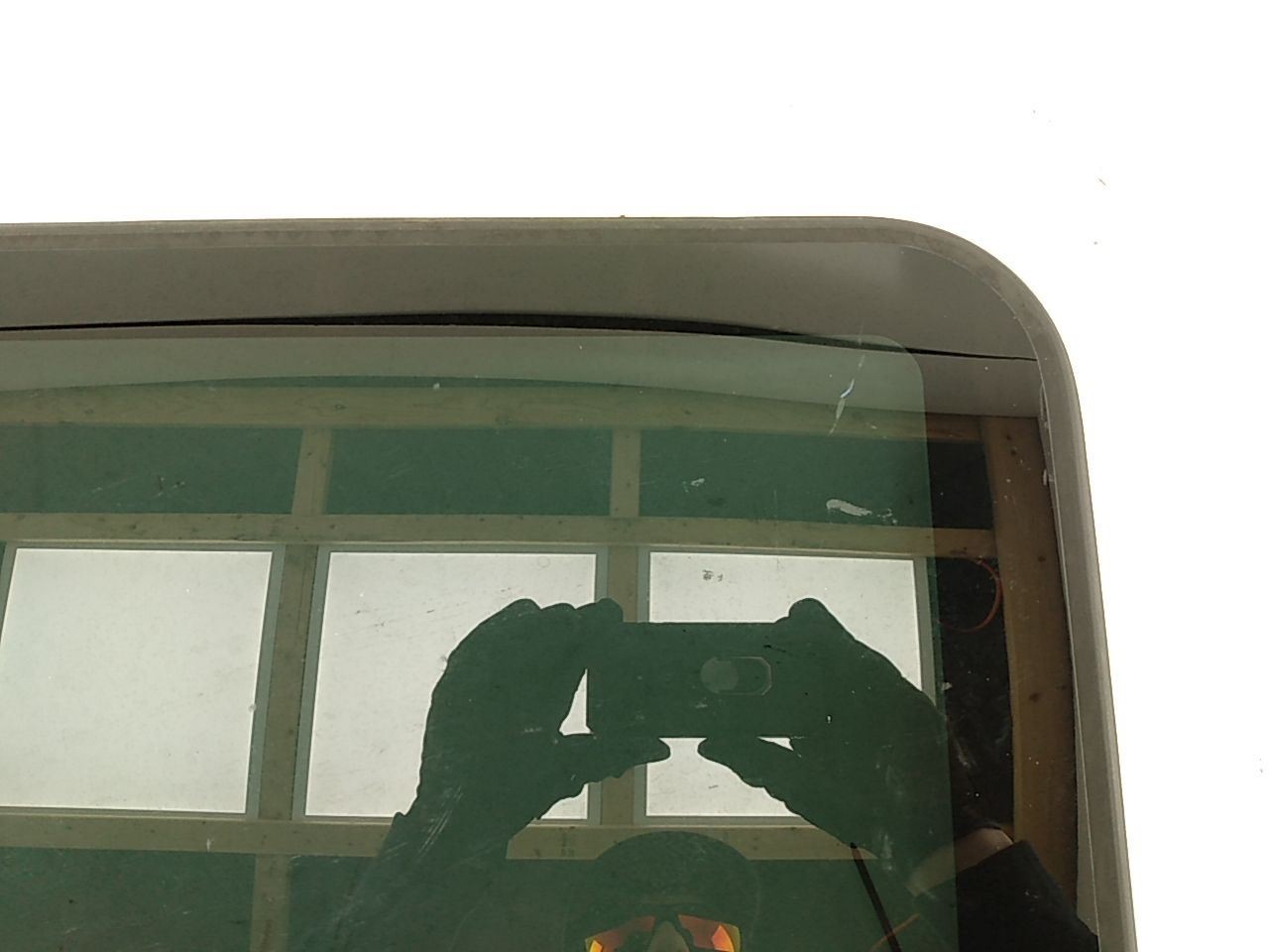 Maserati Quattroporte 2004-2008 Sunroof glass P/N 1618904