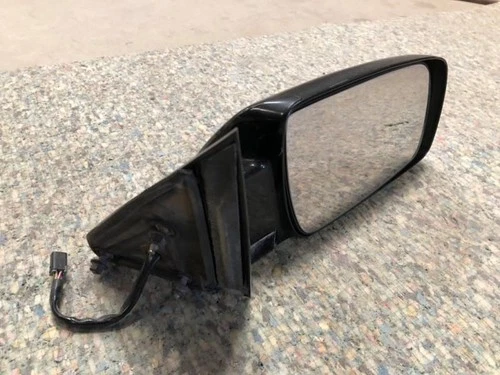 88-00 CHEVROLET Suburban 2500 USED RH Right Passenger Door Side View Mirror 