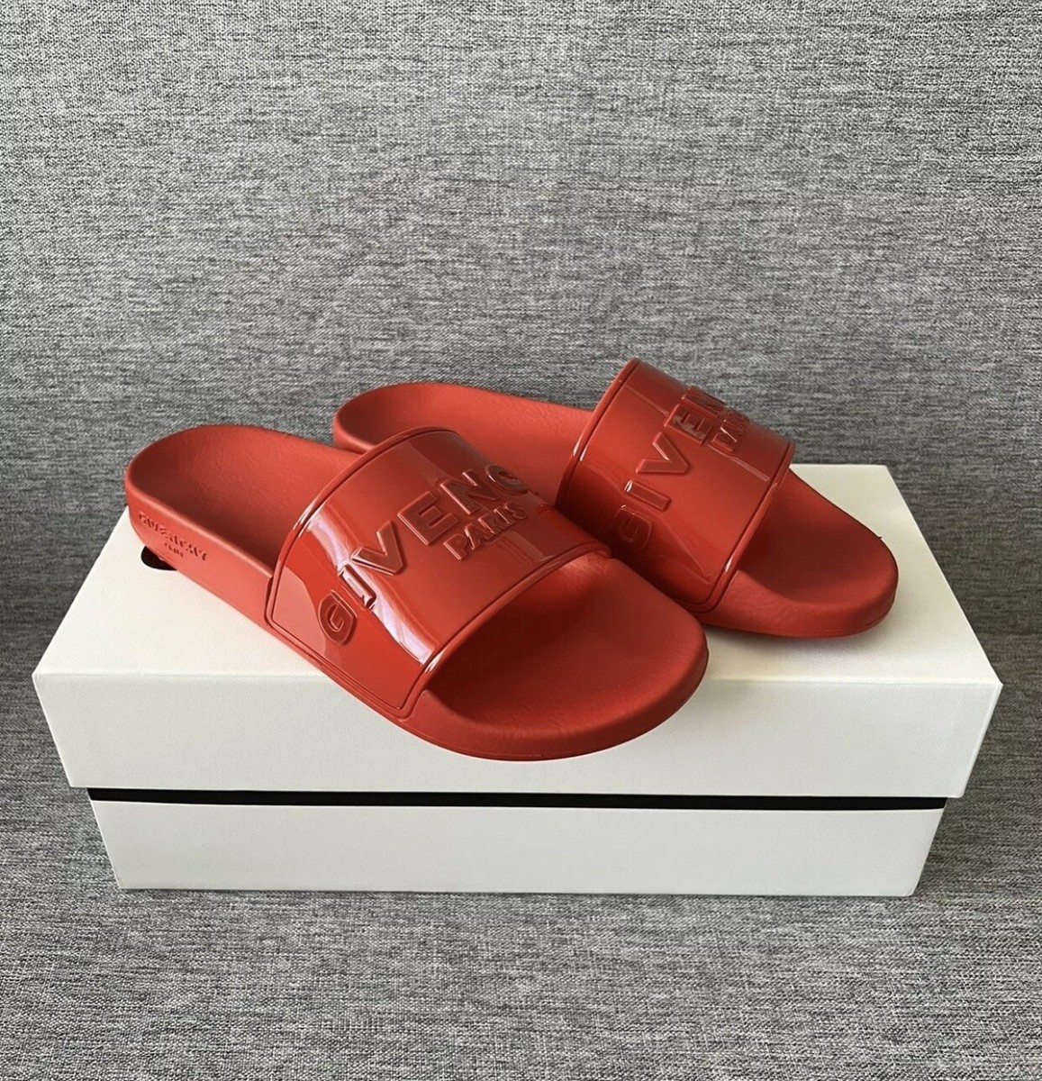 Givenchy pool slides size 11 never worn Givenchy Logo Pool Slide Silver Black Silvery Rubber Sandal  main image 4