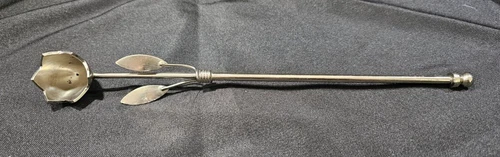 Silver Metal Candle Snuffer with Flower Motif Tulip with Leaves Stylish Unique