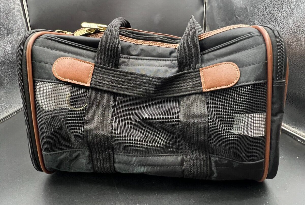 Sherpa Original Deluxe Travel Bag-Small-Black-Airline Approved Pet