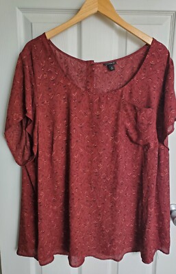 TORRID Size 4 (24/26) Cap Sleeve Abstract Print Mahogany Blouse Pocket Round Hem