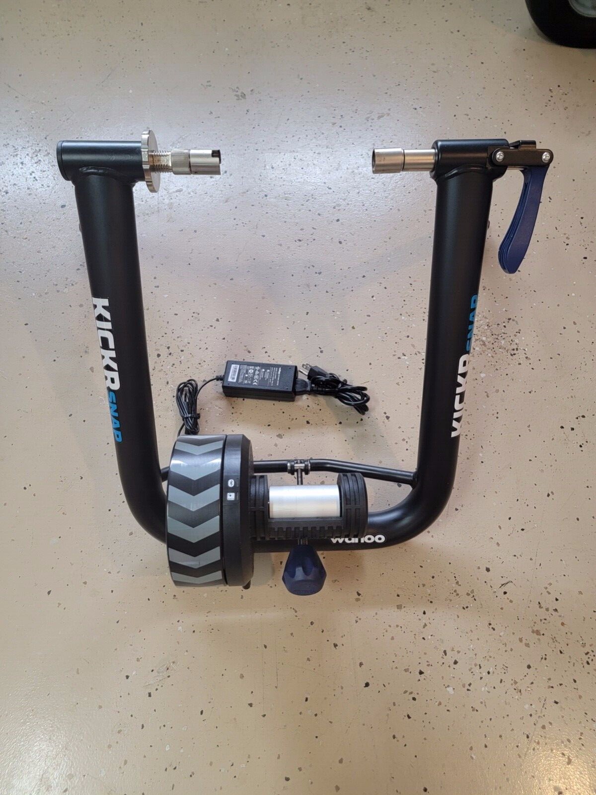 Wahoo KICKR SNAP Bike Trainer for sale 