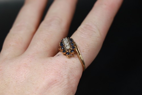 10K Yellow Gold Sapphire & Diamond Ring, 2.8 Grams, Size 9 1/2 - Imagen 8 de 8