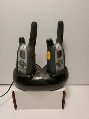 B - Walkie Talkie set 2 MOTOROLA TalkAbout 2415B- FV500 K7GFV500 Used Working 