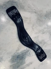 Total Saddle Fit Shoulder Relief Dressage Girth Black 24”