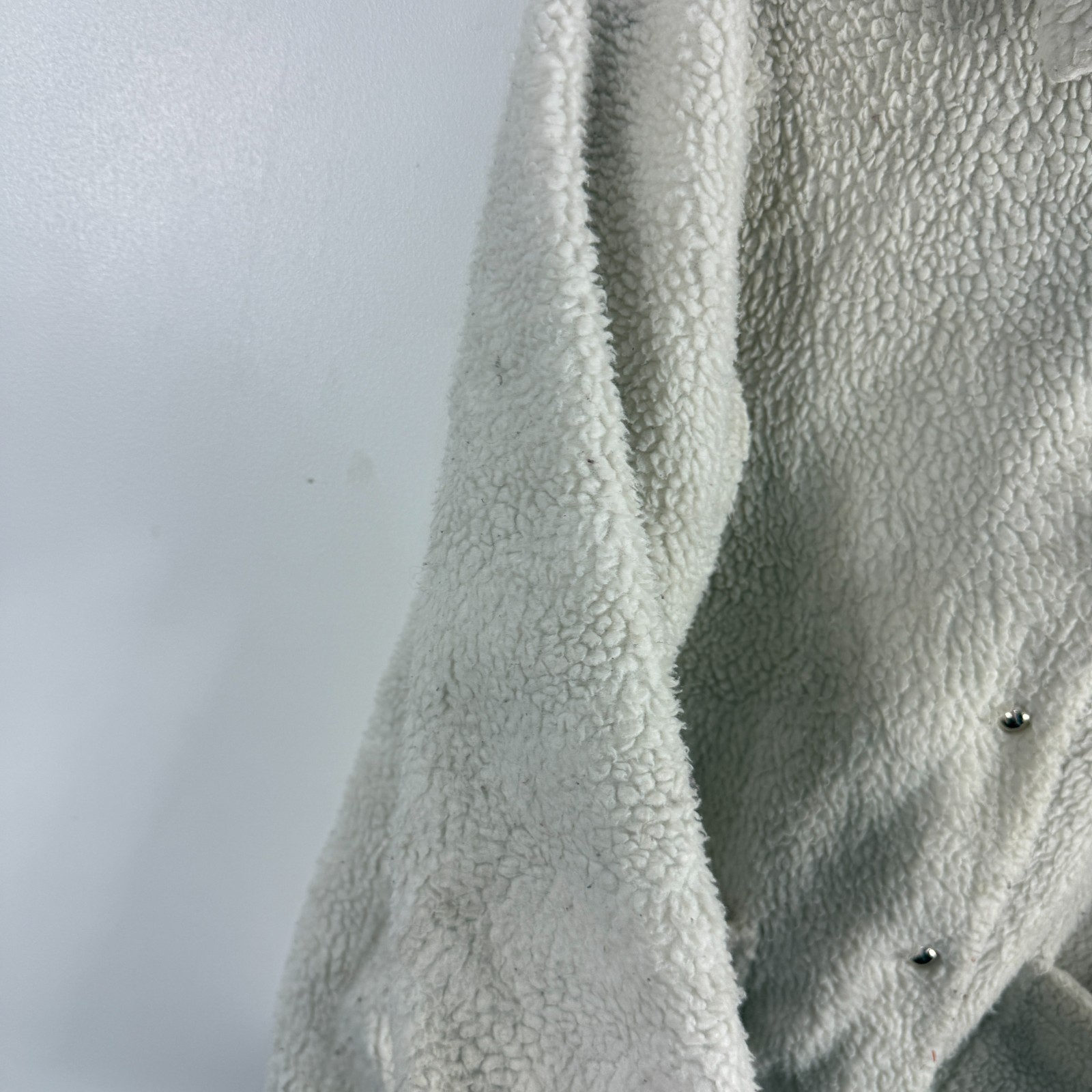 Women's VTG Tommy Hilfiger Cream Sherpa Varsity H Patch Size Small Fleece Jacket image 9