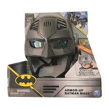 DC Comics Armor-Up Batman Mask 15 Sounds Lights 4 Y NEW batteries Halloween