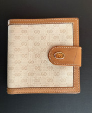 Gucci light beige bifold wallet women