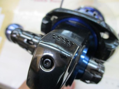 DAIWA 15 Saltiga 3500H SPINNING REEL Used - Picture 5 of 7