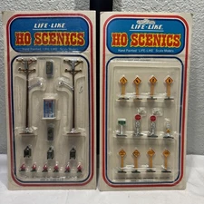 VTG, Set of 2, LIFE-LIKE, HO SCENICS & LIGHT-UPS, City Sidewalk And Street Hwy