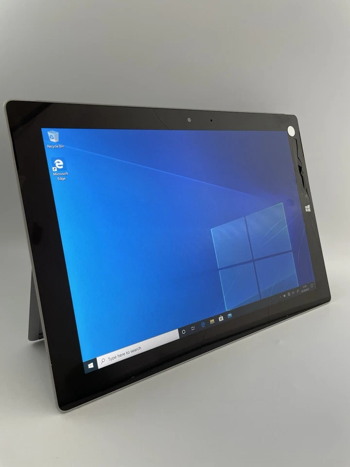 Microsoft Surface 3 1657 128GB SSD Intel x7-Z8700 Windows 10 Cracked Read Below - Image 2 of 4