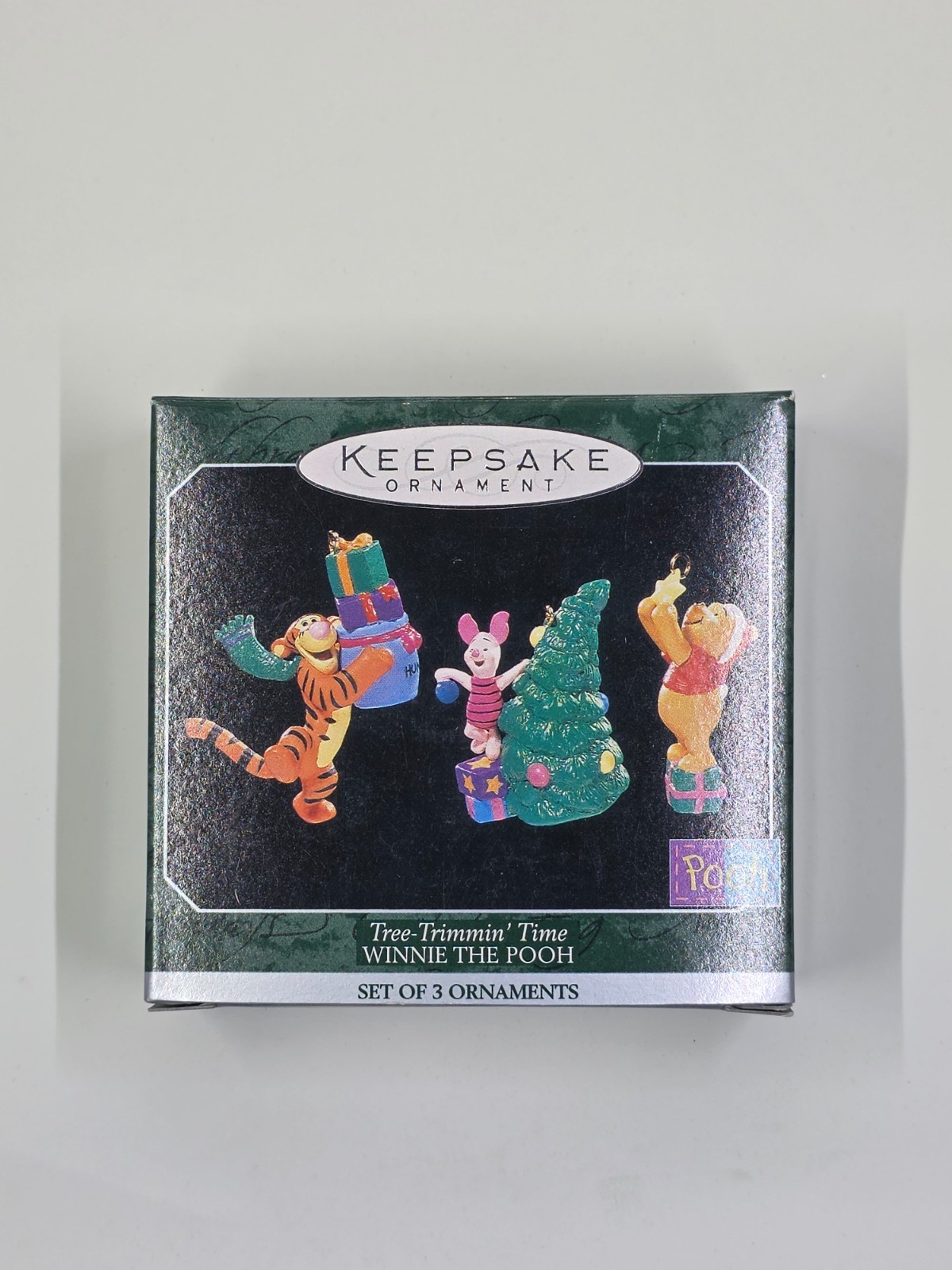 Hallmark Keepsake Ornament Tree-Trimmin' Time Winnie The Pooh 1998