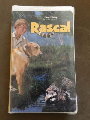 Walt Disney - Rascal RARE BIG Clamshell Case VHS Billy Mumy pet raccoon ...