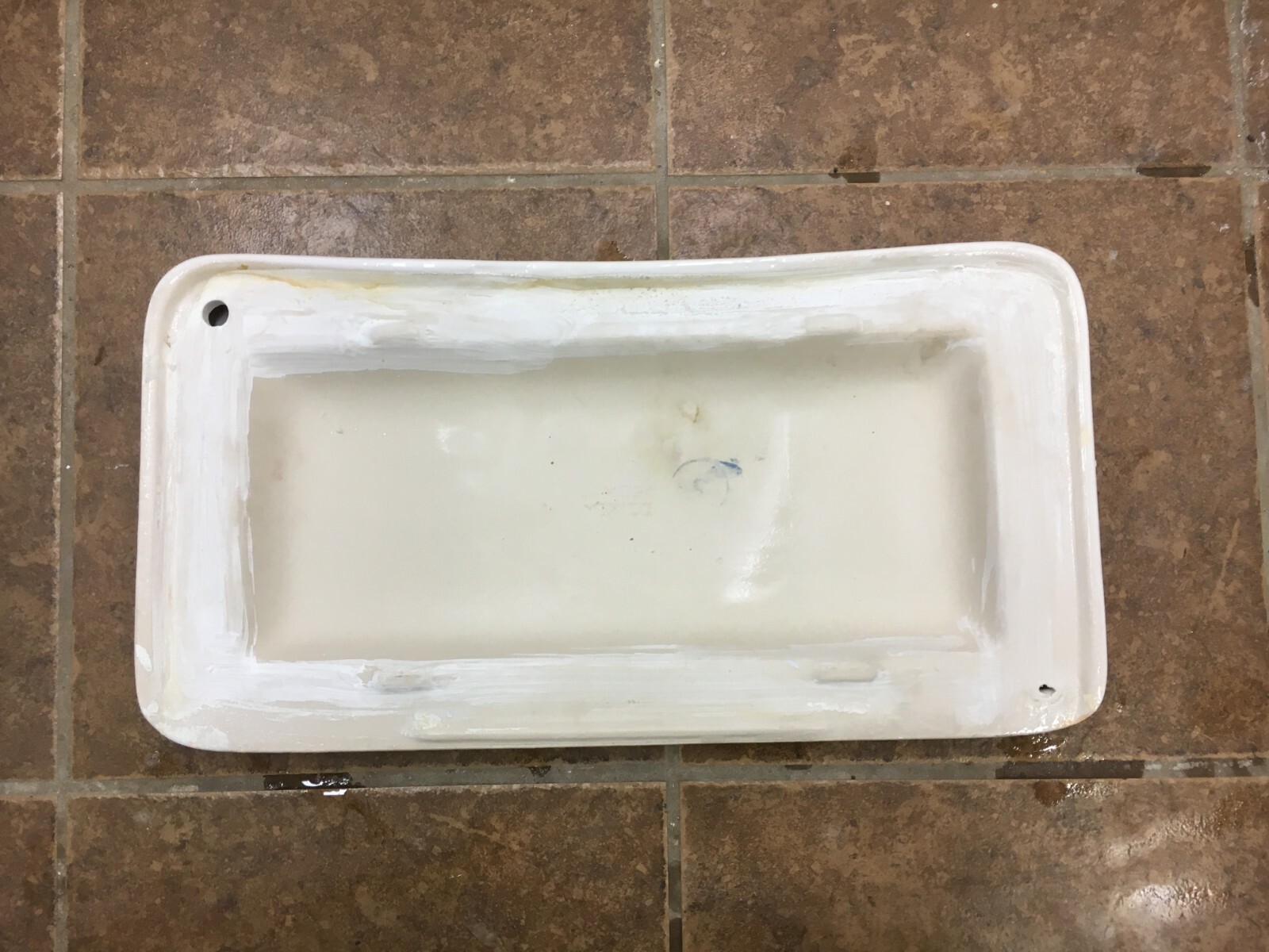 LAMOSA SAHARA WITH U SHAPE IN LAY WHITE TOILET TANK With Spots eBay