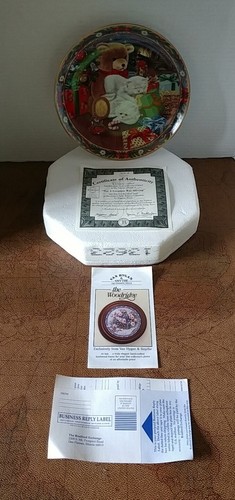 Bradford Exchange 1994 Santas Little Helpers Plate 1521A Not A Creature Was Stir - Picture 4 of 7