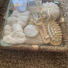 Essential Design Bath 9 pc Set Personal Spa Bathing Care New