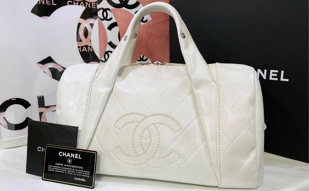 chanel bag off white