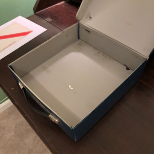 Vintage Sears Courier Typewriter Rare Collectable with Case & Paperwork - Works! - Picture 16 of 16
