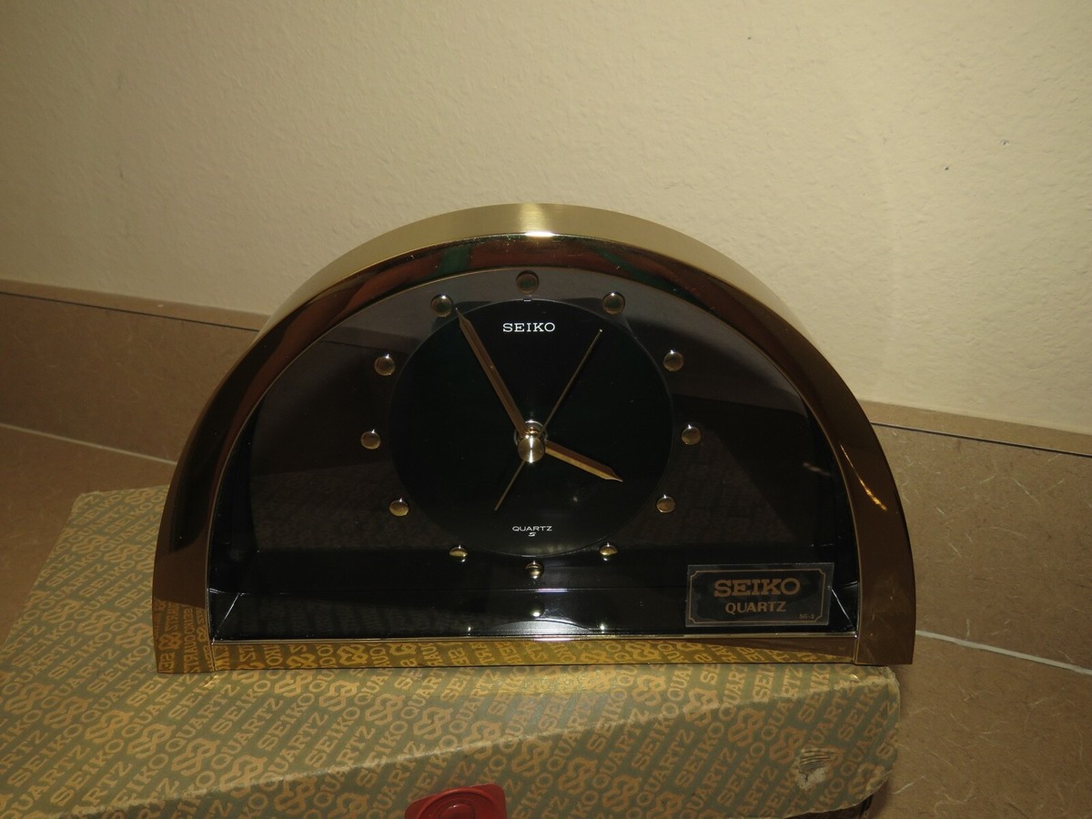 Vintage Seiko QQZ137G Half Moon Gold Black Mantle Clock NEW Vintage Seiko QQZ137G Half Moon Gold Black Mantle Clock NEW