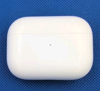 Apple AirPods Pro 2 USB-C Charging Case A2968