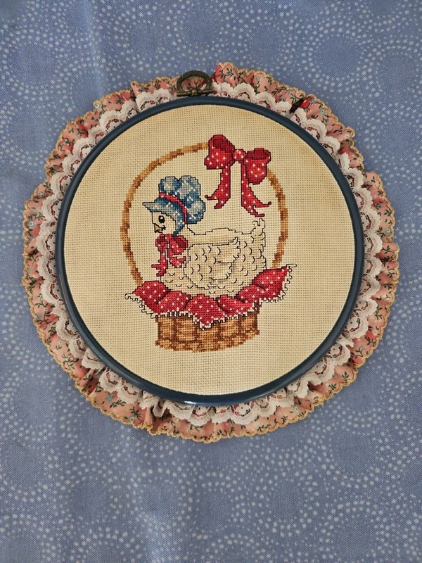 Vintage Handmade Hen In A Basket & Bonnet Hoop Cross-Stitch Needlework
