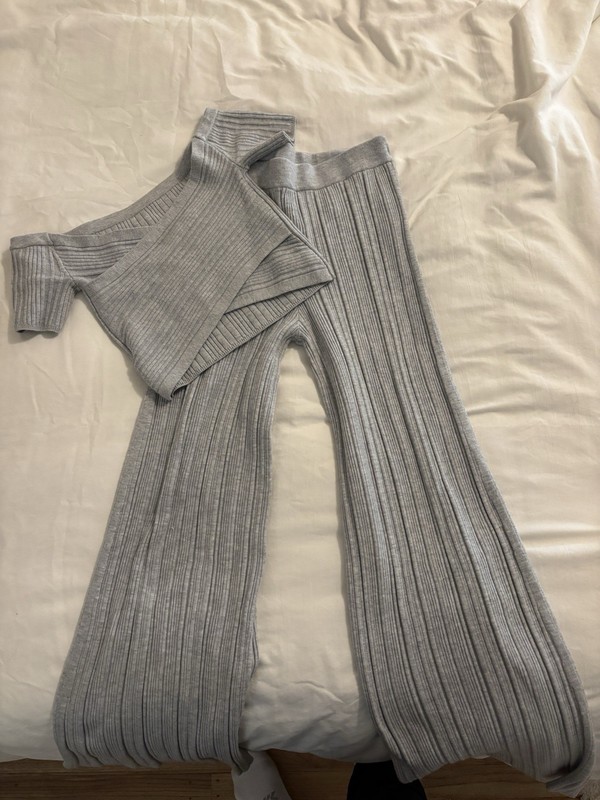 Girls Aerie Gray Sweater Set Size XS