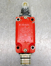 Allen Bradley 440P-MRPB 13MP Snap Acting Safety Limit Switch 240V 3A