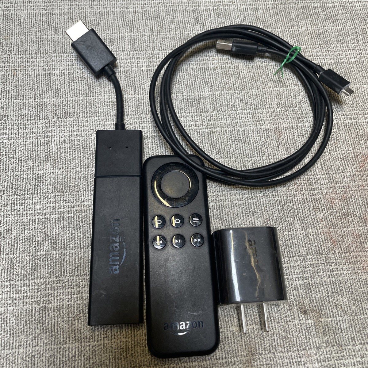 専用ページ fire tv stick Amazon 新品未開封 2個 amazon（アマゾン） Fire TV Stick 本体のみ（リモコン無し・電池無し