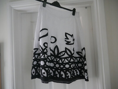 Designer John Rocha Skirt Ladies Size 10 White Black Button Hem Detail Party 