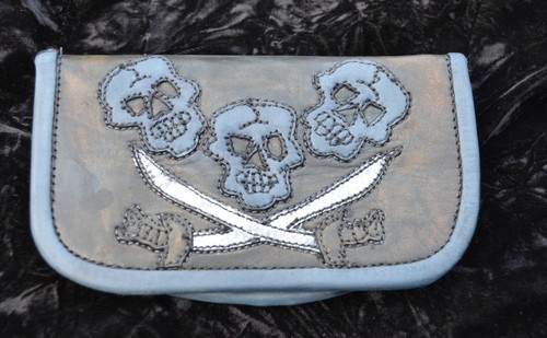 Artisan Made Mutiny Pirate skulls Eddie Brat leather art 1 of 1 - Picture 2 of 5