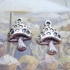 12 or 30PCS Antique Silver Tone Mushroom Charm Pendant, Plant Charm JHS88