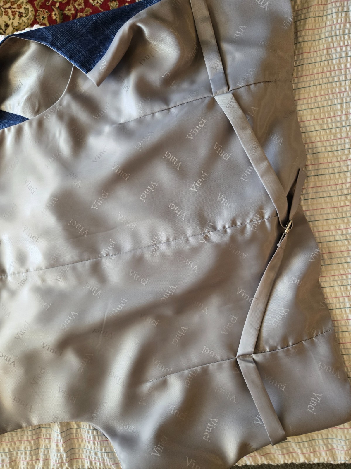 Vinci suit - image 17