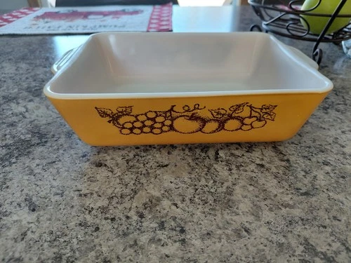 Vintage Pyrex Old Orchard Baking Dish 503 1.5 qt Quart Pan Orange