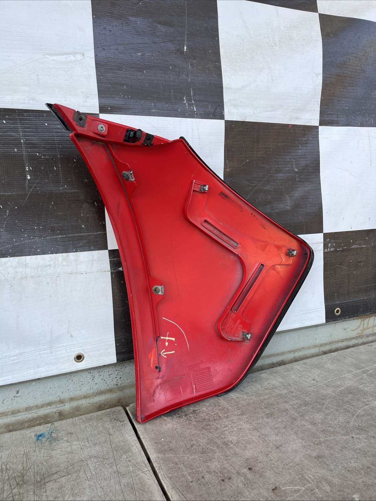 2015 16 17 18 2019 McLaren 570s Right Rear  Bumper End Cover Used Oem 13A2538CP