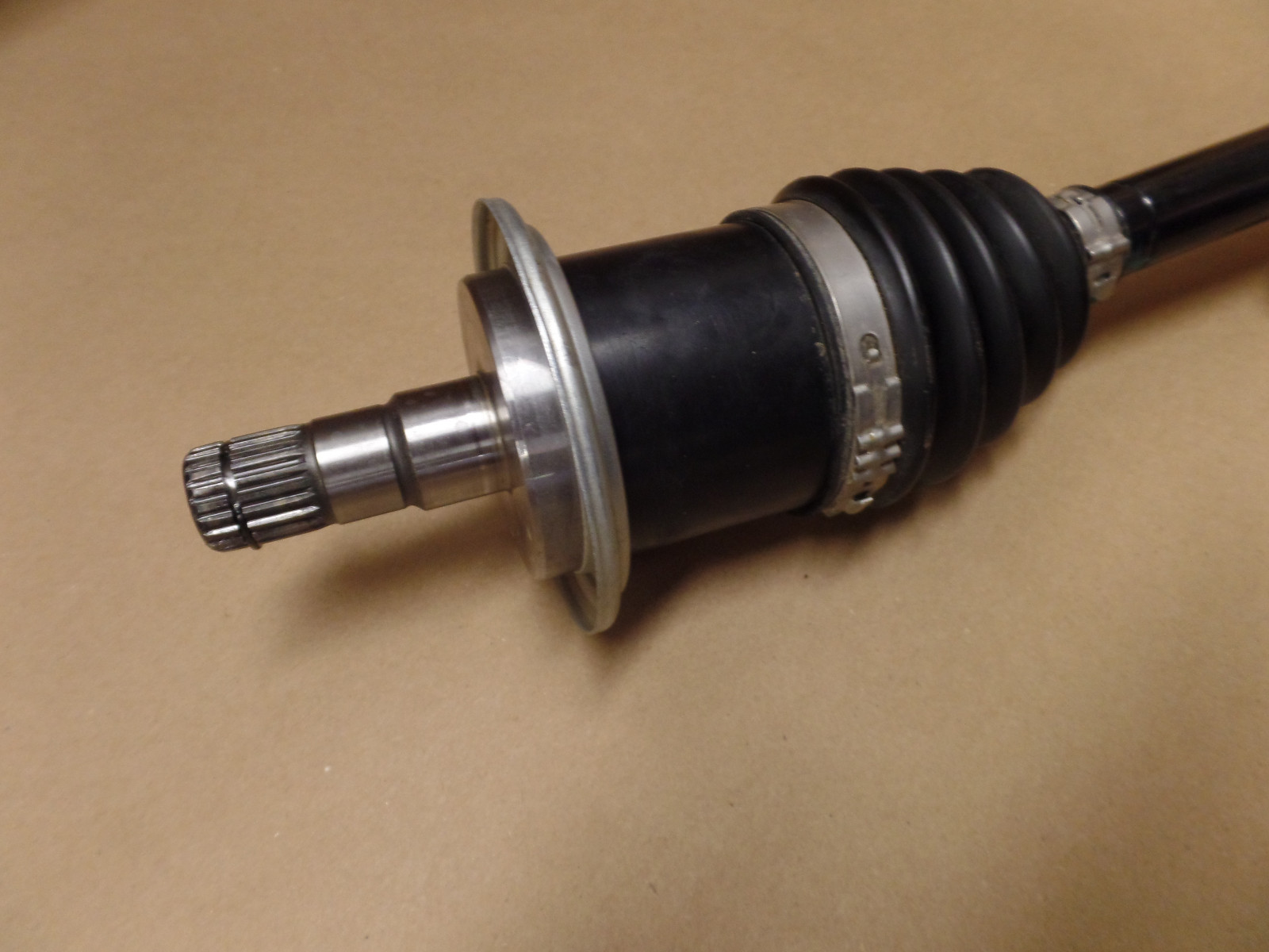 Can Am 2016 Commander 800R EFI Left Front Half Shaft 1000 R MAX 16 CV