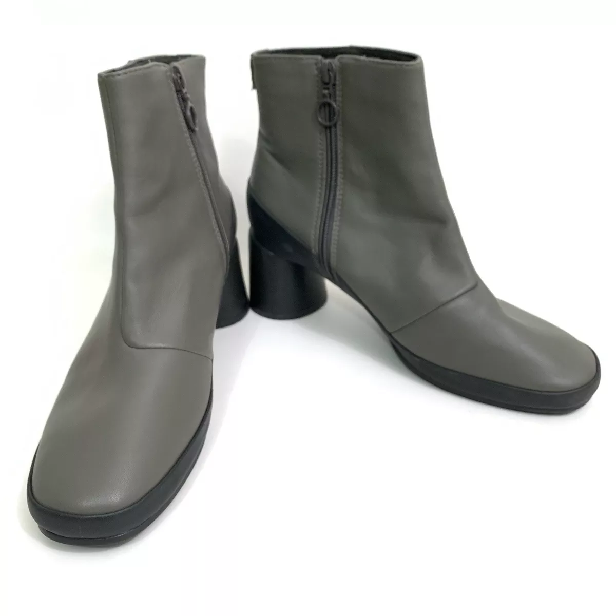 Camper upright clearance boots