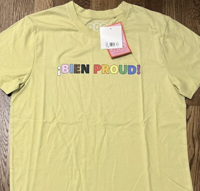 NEW Pride Size Medium M Target Short Sleeve T Shirt LGBTQ Spanish Bien  Proud Gay