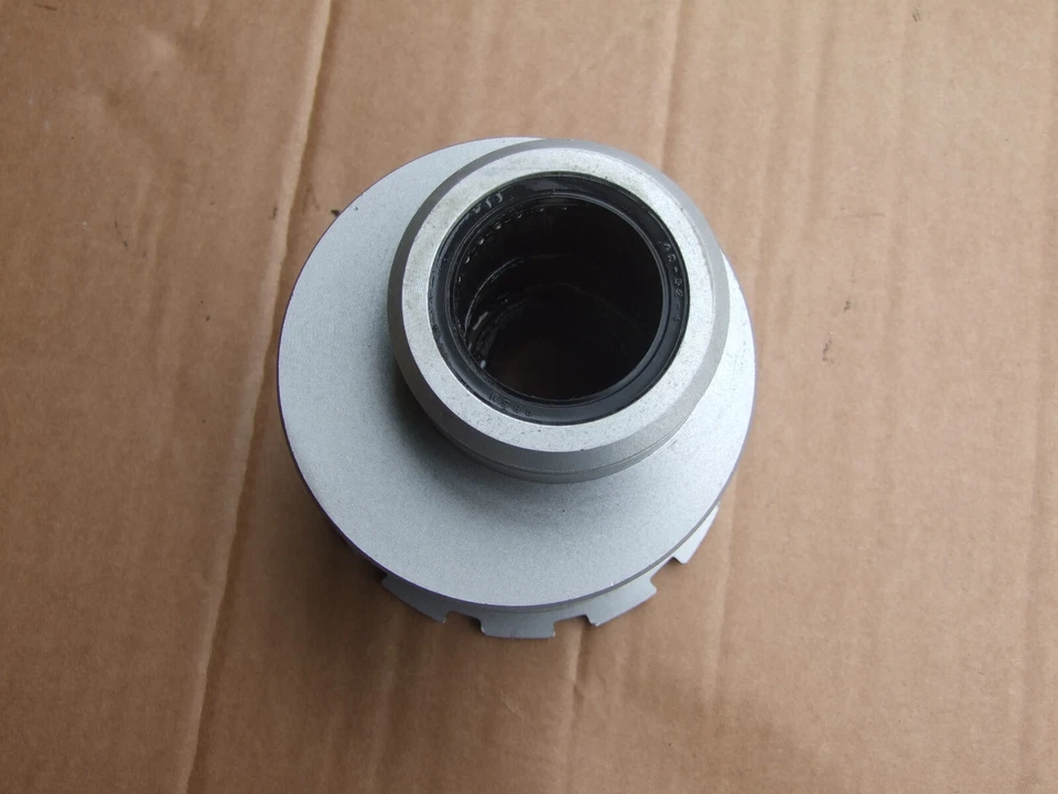 Buje de cojinete de husillo de rueda trasera Ducati 1000DS multistrada 748 916 996 multistrada Foto 4 de 4