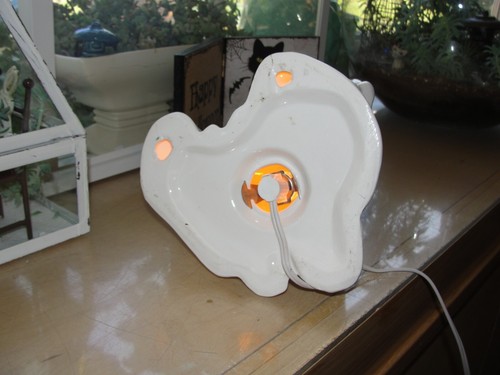 Vintage Halloween Lighted Ceramic Ghost w/ Jack O Lantern Figurine - Picture 6 of 6