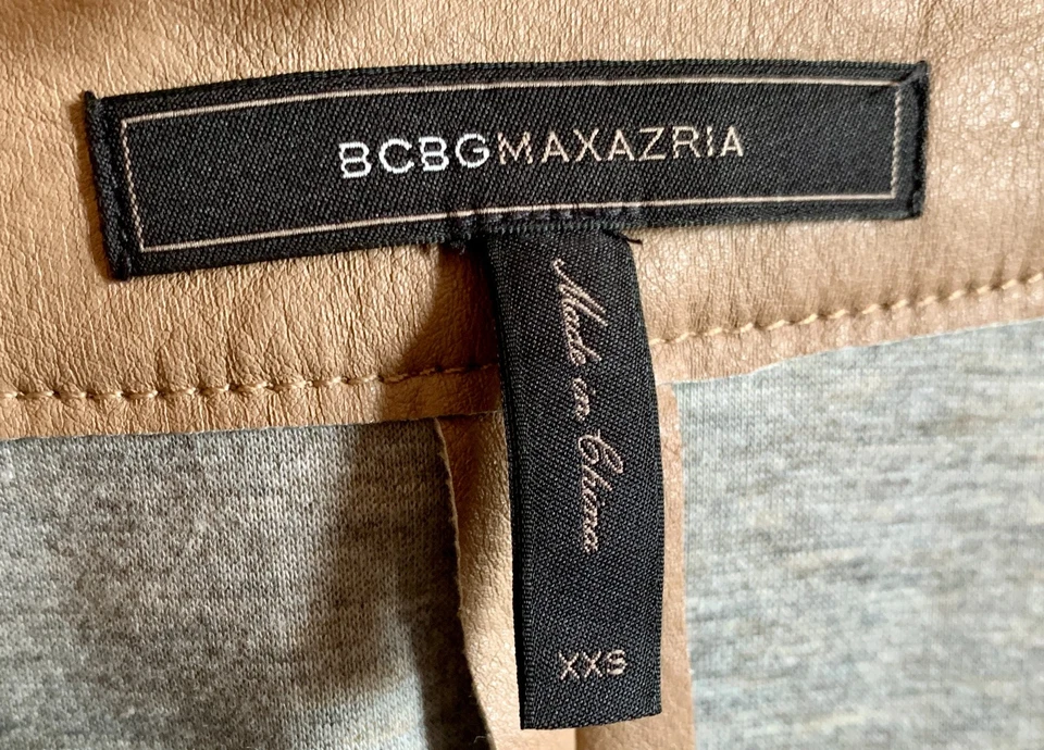 Falda para mujer BCBG MAXAZRIA beige imitación cuero mini talla XXS Foto 4 de 4